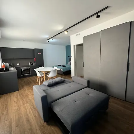 Modern In Διαμέρισμα Victoria