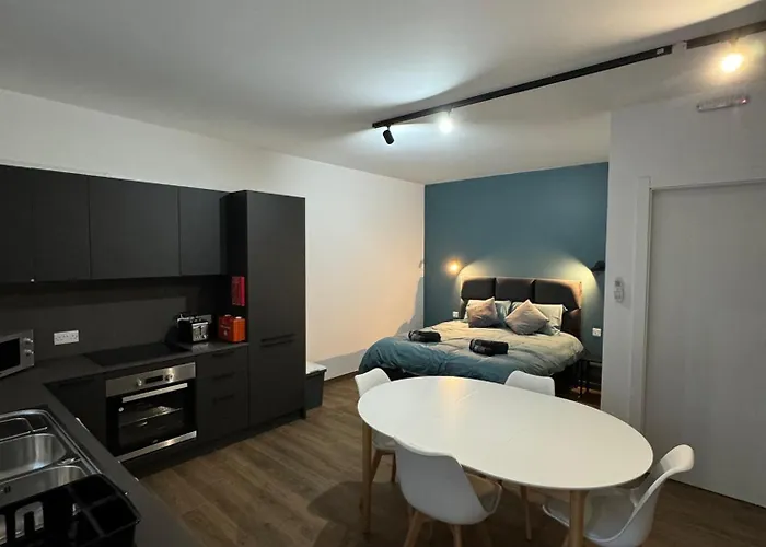 Modern In Apartment Victoria