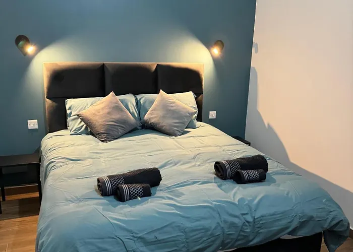 Apartment Modern In Victoria