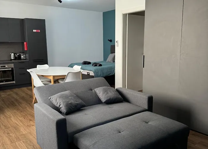 Apartment Modern In Victoria